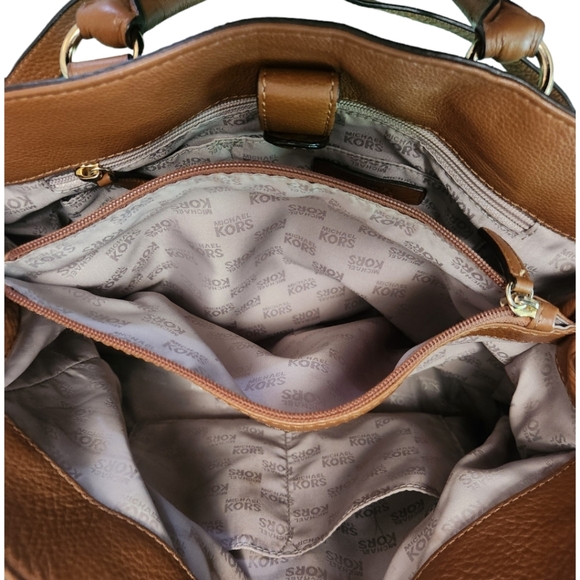 MICHAEL KORS "Sutton" satchel bag - Picture 9 of 16